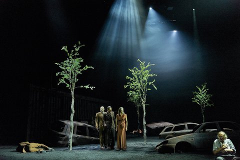 Ein Sommernachtstraum, v.l.n.r.: Marie-Luise Stockinger, Gunter Eckes, Markus Scheumann, Sylvie Rohrer, Oliver Nägele
