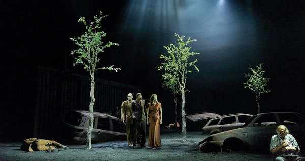 Ein Sommernachtstraum, v.l.n.r.: Marie-Luise Stockinger, Gunter Eckes, Markus Scheumann, Sylvie Rohrer, Oliver Nägele