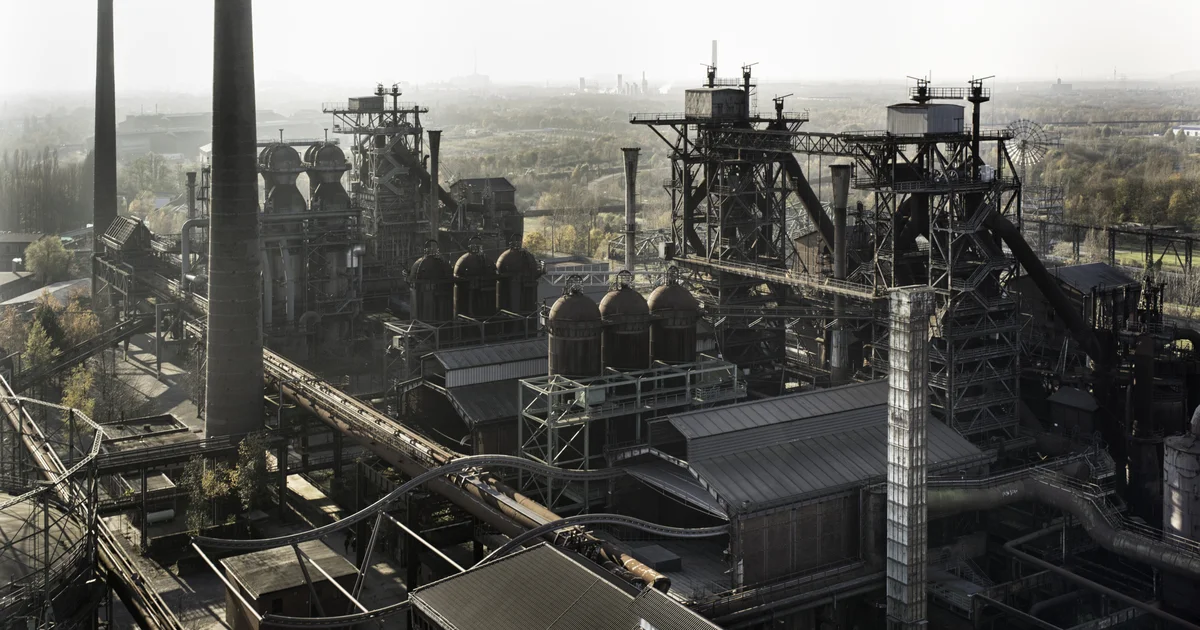 großer parkplatz landschaftspark duisburg nord