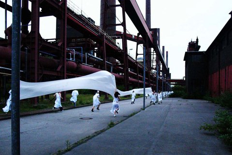 Junge Triennale: »Irrfahrten über Tage«, Kokerei Zollverein, 2004