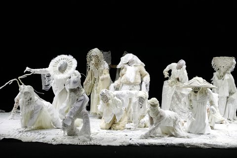 Monument 0.10: The Living Monument, Eszter Salamon, Carte Blanche