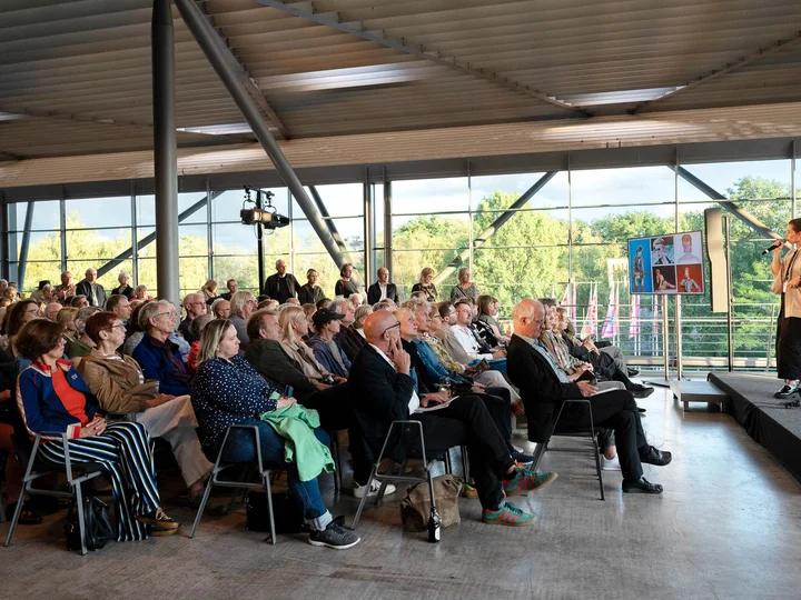 Einführungssituation im oberen Foyer der Jahrhunderthalle Bochum
