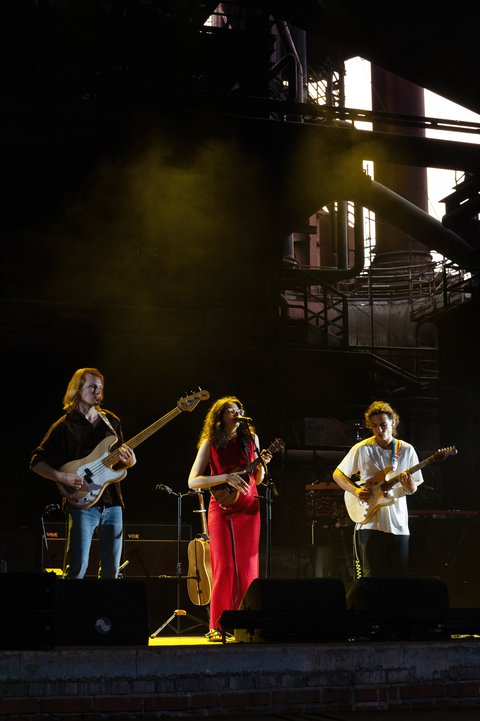Supporting Act: Mina Richman & Band