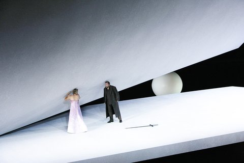 Willy Decker, Chorwerk Ruhr, Duisburger Philharmoniker: »Tristan und Isolde«, Jahrhunderthalle Bochum, 2011