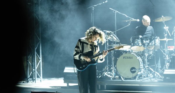 Anna Calvi & Band