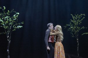 Ein Sommernachstraum, v.l.n.r.: Langston Uibel, Lili Winderlich